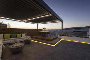 NEW STUNNING PENTHOUSE W/SPECTACULAR VISTAS!